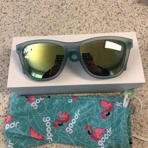 Goodr polorized sunglasses